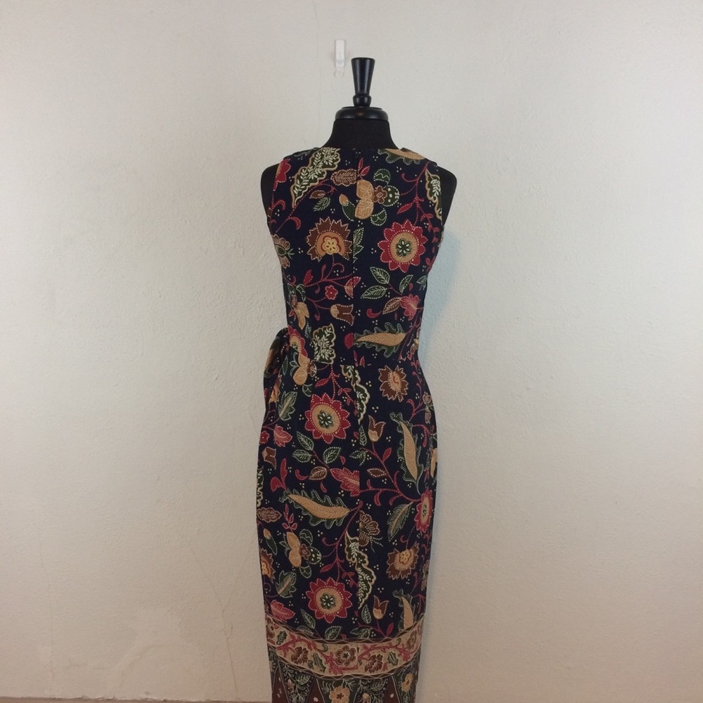 Maggie London Sleeveless Wrap Dress - Picture 5 of 8
